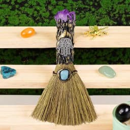 Natural Crystal Witch Broom Mini Witch Broom for Wiccan Altar Majic Ceremonial Decor Handmade Reiki Broom Stick for Wall Decor