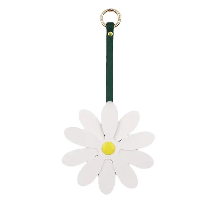 Cute Daisy Keychain Floral Charm Key Chain Pendant Chic Keychain Jewelry Decor PU Leather Key Charm Cute Ornament For Keys