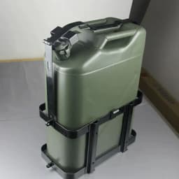 Water Container Mounting Bracket 5 Gallon Water Storage Jug Bracket Lockable Water Bucket Bracket Metal Water Carrier Rack For