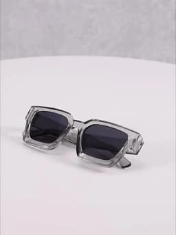 Unisex Plastic Fashion Square Frame Sunglasses For Street Photography And Beach Trips Driving Accessories