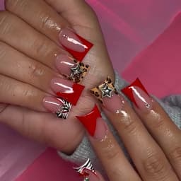 24pcs Nude Pink Sweet Fake Nails Short Duckbill Leopard Print French False Nails With 3D Bowknots Butterfly Cherry Press On Nail