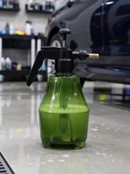1.5L Car Wash Spray Bottle Wash Can Hand-held Car Wash Watering Car Home Gardening Air Pressure Sprayer Cleaning Tools