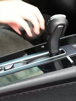 Newest 360 Degree Rotating Magnetic Mobile Phone Holder Vacuum Suction Cup Strong Magnetic Adsorption Car Phone Stand