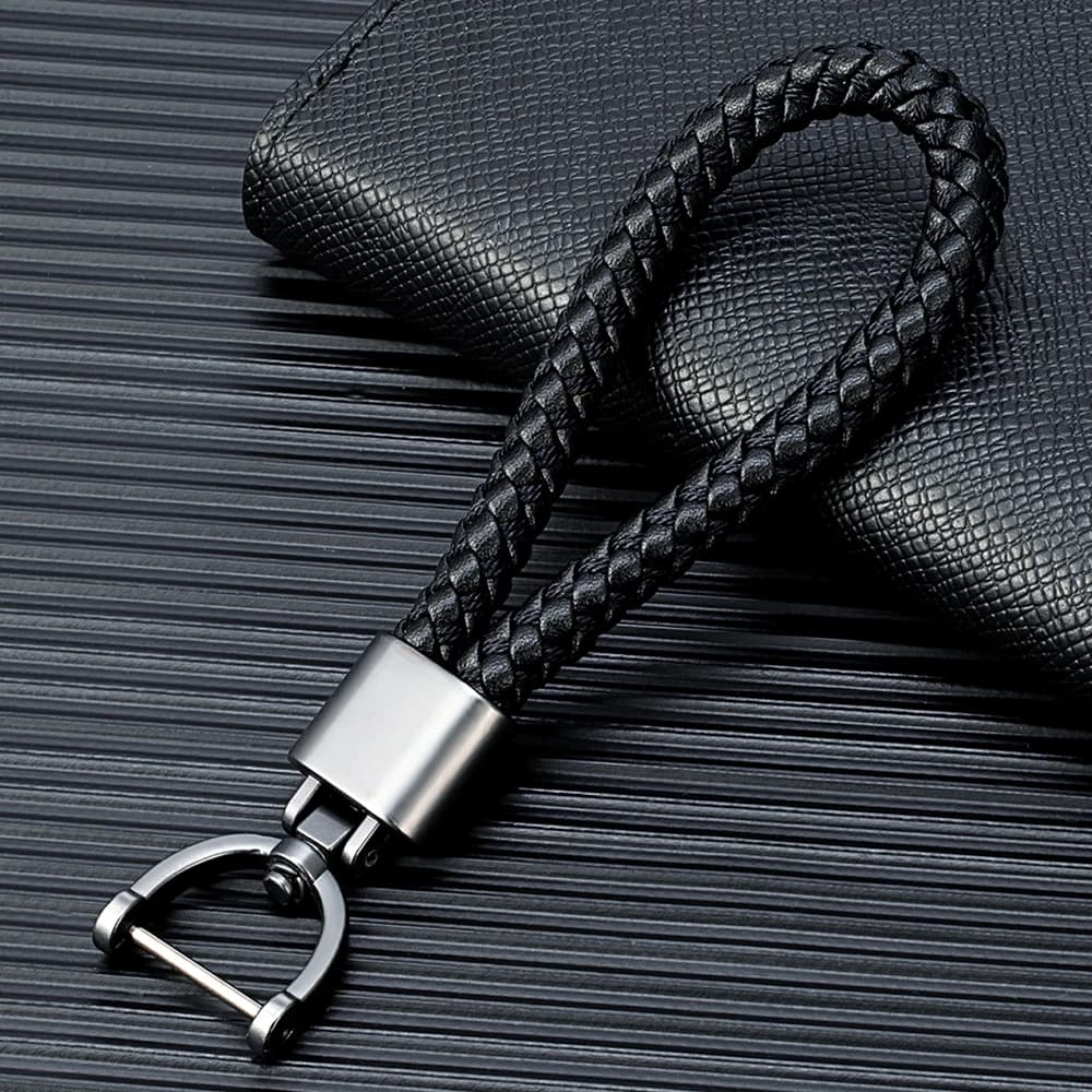 MKENDN Luxury Leather Men Women Keychain Black Clasp Creative Rotatable Horseshoe Buckle Keyring Holder Car Key Chain Gifts