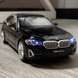 1:24 BMW 530LI Limousine Alloy Metal Diecast Model Car Trendy Ornaments Children's Toy Car Sound & Light Holiday Present Friend