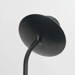 European Simple Metal Black Curved Candle Holder Creative Retro Wrought Iron Room Home Decoration Desktop Candle Stick Stand