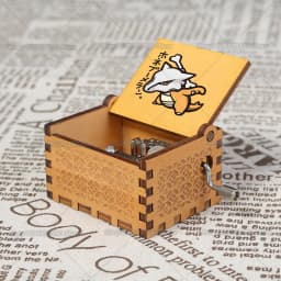 Pok É Mon Music Box Ornaments girl Party Wooden Hand Cranked Musical Box Valentine's Day Birthday Holiday Christmas Gifts Hot