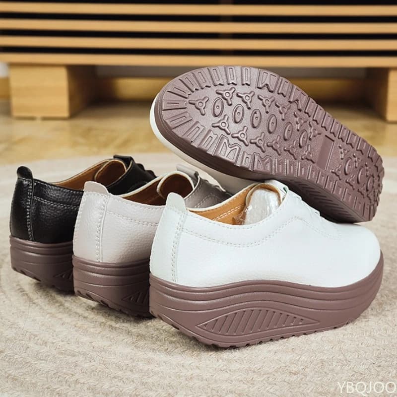 2025 Spring and Autumn New Shoe with One Foot Set, Mom's Shoes Soft and Comfortable Middle Aged and Comfortable Single Shoes
