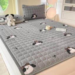 New Autumn Winter Thickened Warm Quilted Mattress Pad Cozy Durable Milk Fleece Mattress Toppers Soft Fluffy Sleep Naked Bed Pads