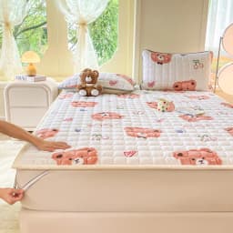 New Autumn Winter Thickened Warm Quilted Mattress Pad Cozy Durable Milk Fleece Mattress Toppers Soft Fluffy Sleep Naked Bed Pads