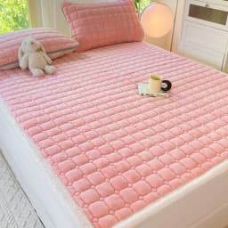 New Autumn Winter Thickened Warm Quilted Mattress Pad Cozy Durable Milk Fleece Mattress Toppers Soft Fluffy Sleep Naked Bed Pads