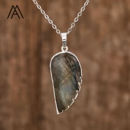 Luxury Flash Labradorite Angel Wing Pendant Necklaces Women Fashion Rainbow Fluorite Choker Necklace Jewelry Gifts Wholesales