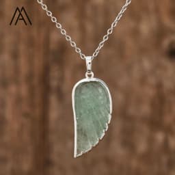 Luxury Flash Labradorite Angel Wing Pendant Necklaces Women Fashion Rainbow Fluorite Choker Necklace Jewelry Gifts Wholesales