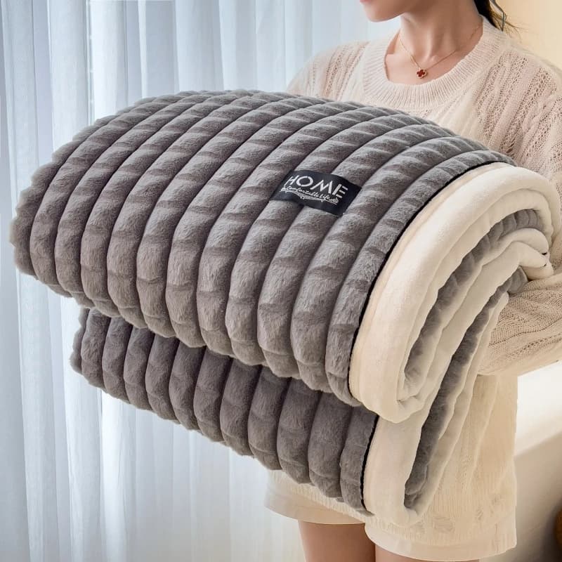 Plush Warm Winter Blanket Solid Plaid Coral Fleece Soft Thick Bed Blankets for Sofa Single Double Couple Furry Bedspread