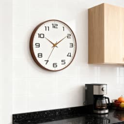 Classic Round Wall Clock Large Clear Readability Numerals Home Office Living Room Decor Offering Elegant Vintage Clock