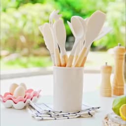 12pcs Set of Multi-color Silicone Wooden Handle Kitchenware Set Non Stick Pot Spatula and Spoon Cooking Utensils, Heat-resistant