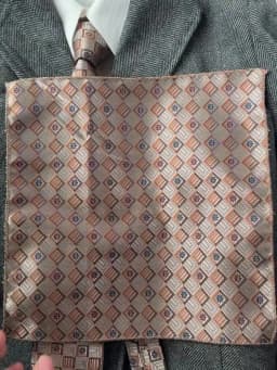 2025 Luxury Formal Pocket Square Navy Striped Floral Silk Handkerchief 24cm Brown Color Hanky Wedding Banquet Accessories Cravat