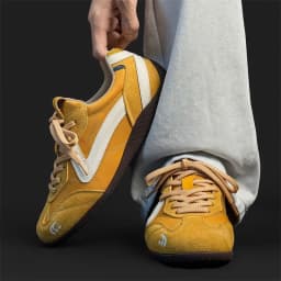 2026 New Couple Style Casual Athletic Shoes - Thin-Soled, Low-Top Sneakers, Trendy, Versatile Racing Shoes