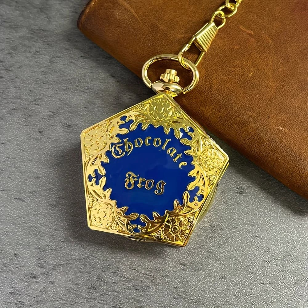 Personalized Fashion College Style Pentagonal Gold Blue Case Quartz Pendant Hanging Watch for Boys and Students Pocket Watch