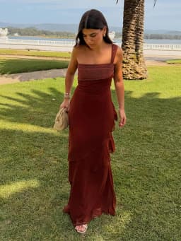 Women's Dress Irregular One-Shoulder Waist Cinching Layered Chiffon Solid Long Dresses Elegant Summer New Daily Wear Ladies Robe