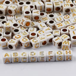 100-500pcs Square White and Black Mixed Letter Acrylic Beads Cube Loose Spacer Alphabet Beads For Jewelry Making Diy Accessories