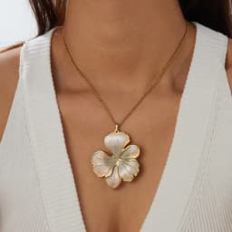 DIEYURO 316L Stainless Steel Light Luxury Golden White Enamel Flower Pendant Necklace For Women Classic Non-fading Neck Chain