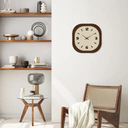 French-Style Retro Cream Crystal Porcelain Square-Shaped Simple Pattern Wooden Wall Clock for Living Room, Bedroom, Kitchen, Home Decoration, Silent Quartz Clock, Holiday Gift, 12 Inches 14inch 16inch (Battery Not Included)