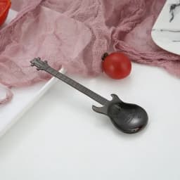 1pcs Stainless Steel Guitar Shaped Love Coffee Spoon Teaspoon Children Spoon New Beautiful 7 Colors Coffee Tea Use Kitchen Spoon