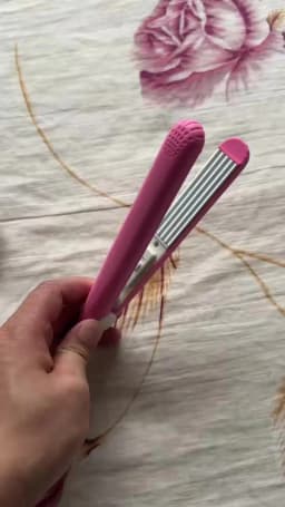 Mini ceramic corn hot straightening small electric plywood straight iron corn clip bang splint