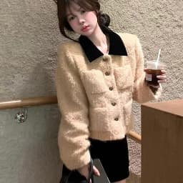 French Camel Faux Lamb Short Jacket for Women Winter Thick Warm Outerwear Female Color Block Turndown Collar Jacket with Pockets