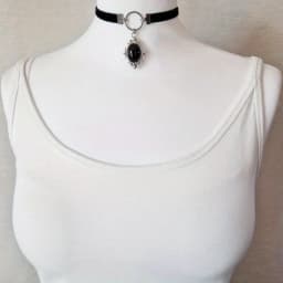 Gothic Vampire Cameo Pendant Choker Velvet Necklace for Women Fashion Pagan Witchcraft Jewelry Female Gifts Creative Punk Choker
