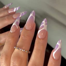 24pcs Nude Pink Almond Fake Nails Shiny Powder Flower Pattern French False Nails Wearable Full Cover Ins Simple Press on Nail