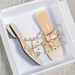 2026 Summer New Niche Design Metal Riveted Slippers Square with Real Casual Square Wear Fashion Large Size Women's Sandals 35-43