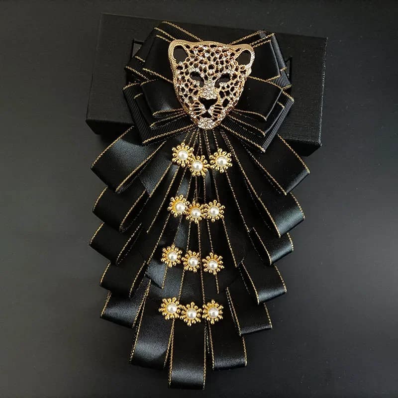 Men's Bow Tie Original Design Rhinestone Leopard Head Brooch Handmade Jewelry Gifts for Men Women High-end Wedding Collar Flower
