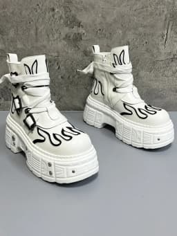 Men's 2024 Winter New Thick-soled Inner Heightening Fashion Fried Street Personality High-top Leather Boots