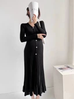 Pregnant Women's Fishtail Dress Autumn Winter Single Breasted V-neck Loose Maternity Pleated Dress Pregnancy Knitted Long Dress