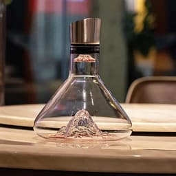 1500ml Crystal Glass Wine Decanter With Built-in-Dispenser Handheld Wine Aerator Bottle For White And Red Wine
