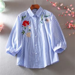 New Embroidered Shirt Women's 2024 Summer Fashion Retro Western Style Design Sense Loose Lantern Sleeve Blouse Lady Tops