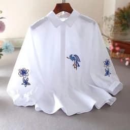 New Embroidered Shirt Women's 2024 Summer Fashion Retro Western Style Design Sense Loose Lantern Sleeve Blouse Lady Tops