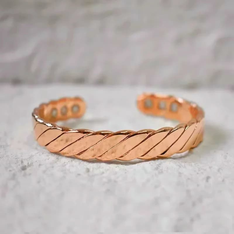 Twist Pattern Copper Magnetic Bracelet for Women, Bio Magnetic Therapy Anti Arthritis Pain Relief Adjustable Health Jewelry Gift