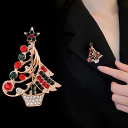 Luxury Rhinestone Christmas Tree Brooches for Women Exquisite Crystal Penguin Elk Snowman Brooch Pins Corsage Christmas Jewelry