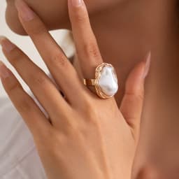 Fashion Gold Color Flower Crystal Imitation Pearl Open Ring for Women Engagement Party Gift Temperament Jewelry 2024 