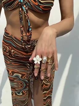 Fashion Gold Color Flower Crystal Imitation Pearl Open Ring for Women Engagement Party Gift Temperament Jewelry 2024 