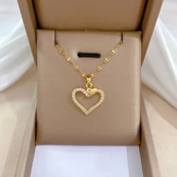 Fashionable and Luxurious Peach Heart Pearl Oyster Necklace, Personalized and Versatile Stainless Steel Clavicle Chain