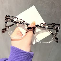 New Cat Eye Glasses Frame Women Flat Mirror Fashion Eyeframe Retro Man Anti Blue Light Trendy Decorative Glasses Plain Eyewear