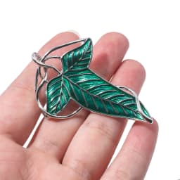 Elf Green Leaves of Lorien Brooch Pin Tolkien Galadriel Legolas Frodo Baggins Aragorn Tree Enamel Badge Movie Jewelry Wholesale