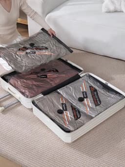 Vacuum Bags for Clothes Travel Set,Clothing Compression Bag That Saves Luggage Space,With Electric Pump for Travel & Home