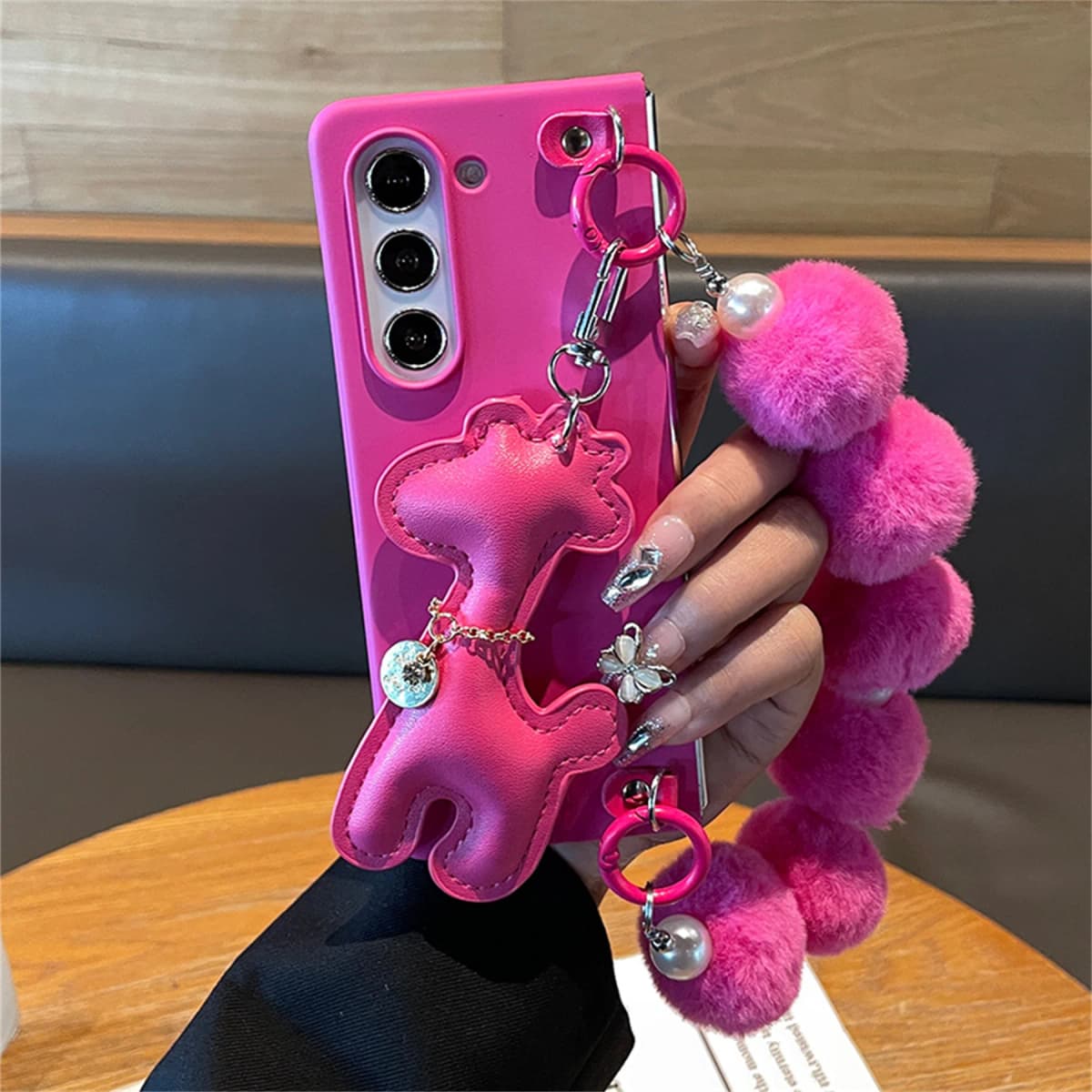 Luxury Korean Giraffe Pendant Case with Hairball Plush Ball Pearl Chain for Galaxy Z Fold 5 Z Fold8 Ultra Fold7 Zfold6 Cover