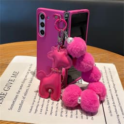 Luxury Korean Giraffe Pendant Case with Hairball Plush Ball Pearl Chain for Galaxy Z Fold 5 Z Fold8 Ultra Fold7 Zfold6 Cover