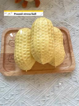Crunchy Peanut Stress Ball Food-Shaped Squeeze Ball Squishy Toys ASMR Sensory Anti Stress Fidget Toys for Adults Recess Desk Toy